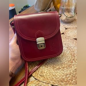 Leather crossbody bag